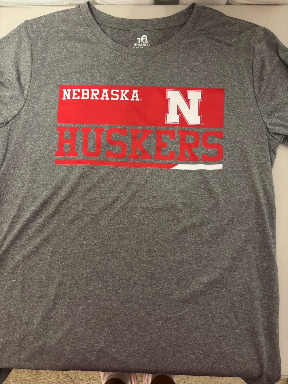 NWT Nebraska Huskers Gray Graphic Tee - Youth Short Sleeve